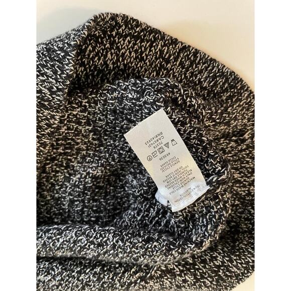 LOFT Size X-Small Sweater‎ Black/White with Buttons on the Cuffs - Picture 5 of 7